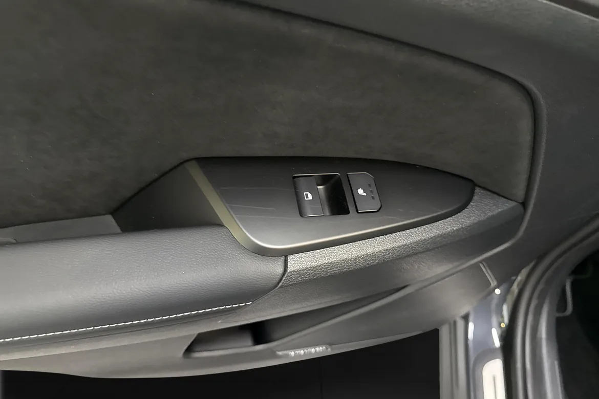 picture of a car