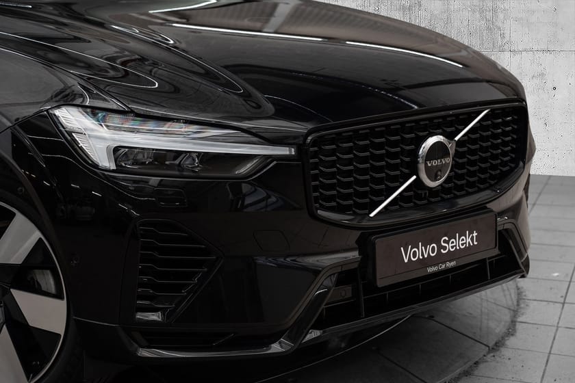 Bilde 3 av Volvo XC60 T6 AWD Plug In Hybrid Ultra Dark 350Hk. Topputstyrt!