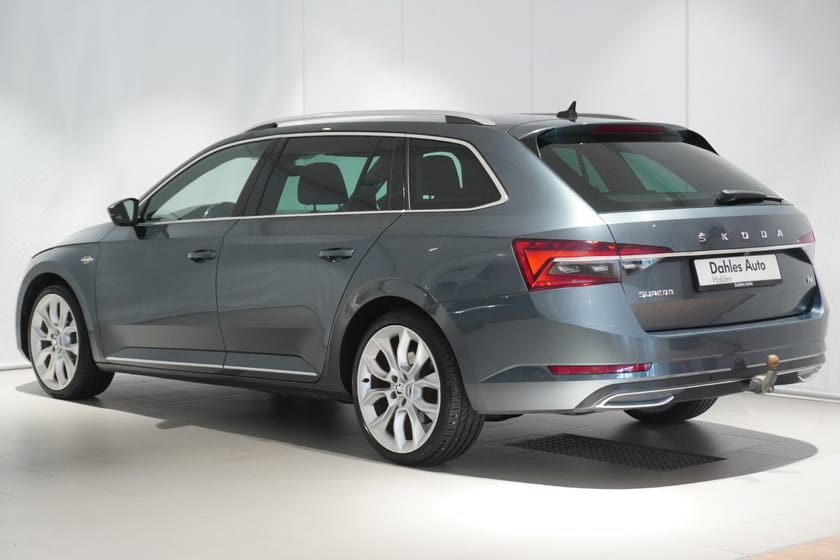 Bilde 4 av Škoda Superb iV Combi