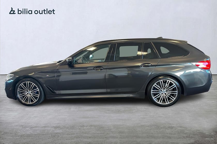Bild 3 av BMW 530i xDrive Touring M Sport 252hk / Drag H/K 360°kam Pano Värmare