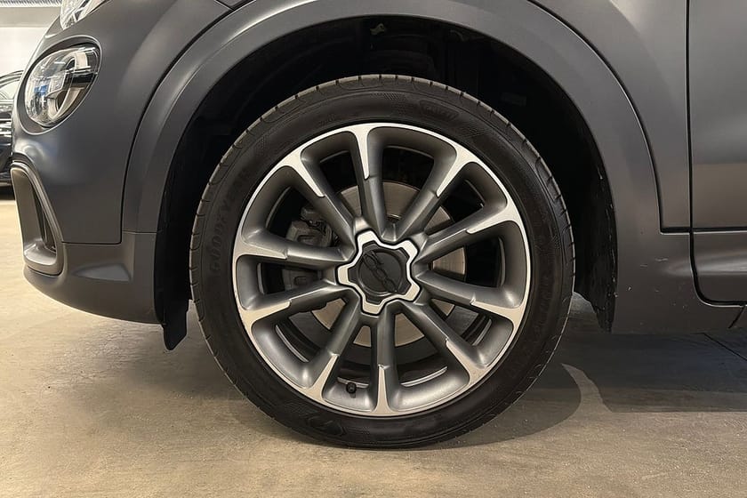 Bild 5 av Fiat 500X 1.3 DDCT Sport / Keyless / Backkamera / Navi / 150hk