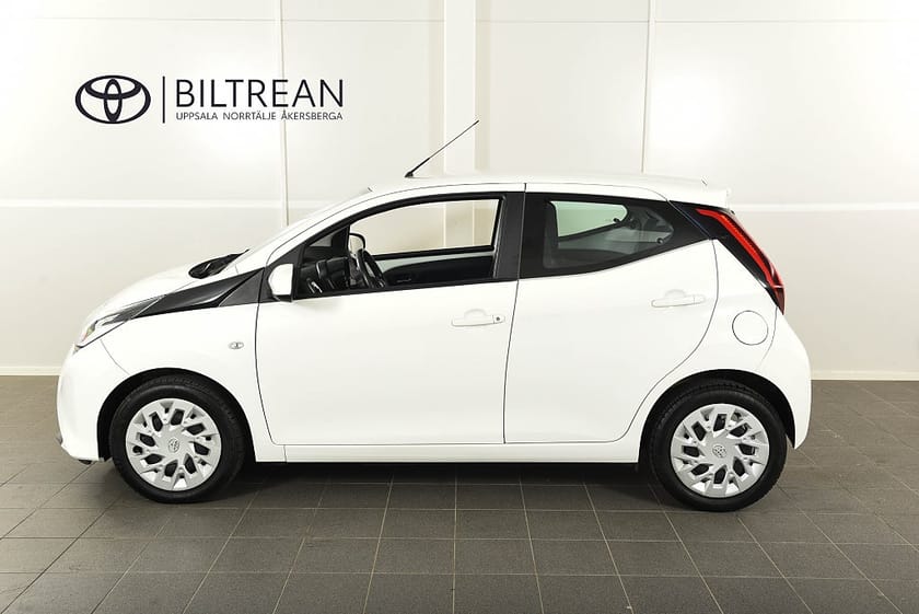 Bild 3 av Toyota Aygo 1.0 X-Play  Motorvärmare