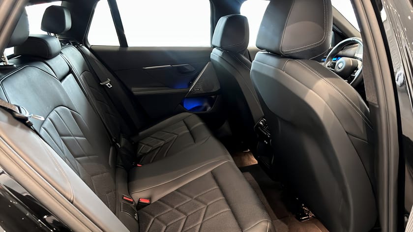 Bild 5 av BMW 530e xDrive Touring M-sport, Driving Assistant, Rattvärme, Drag