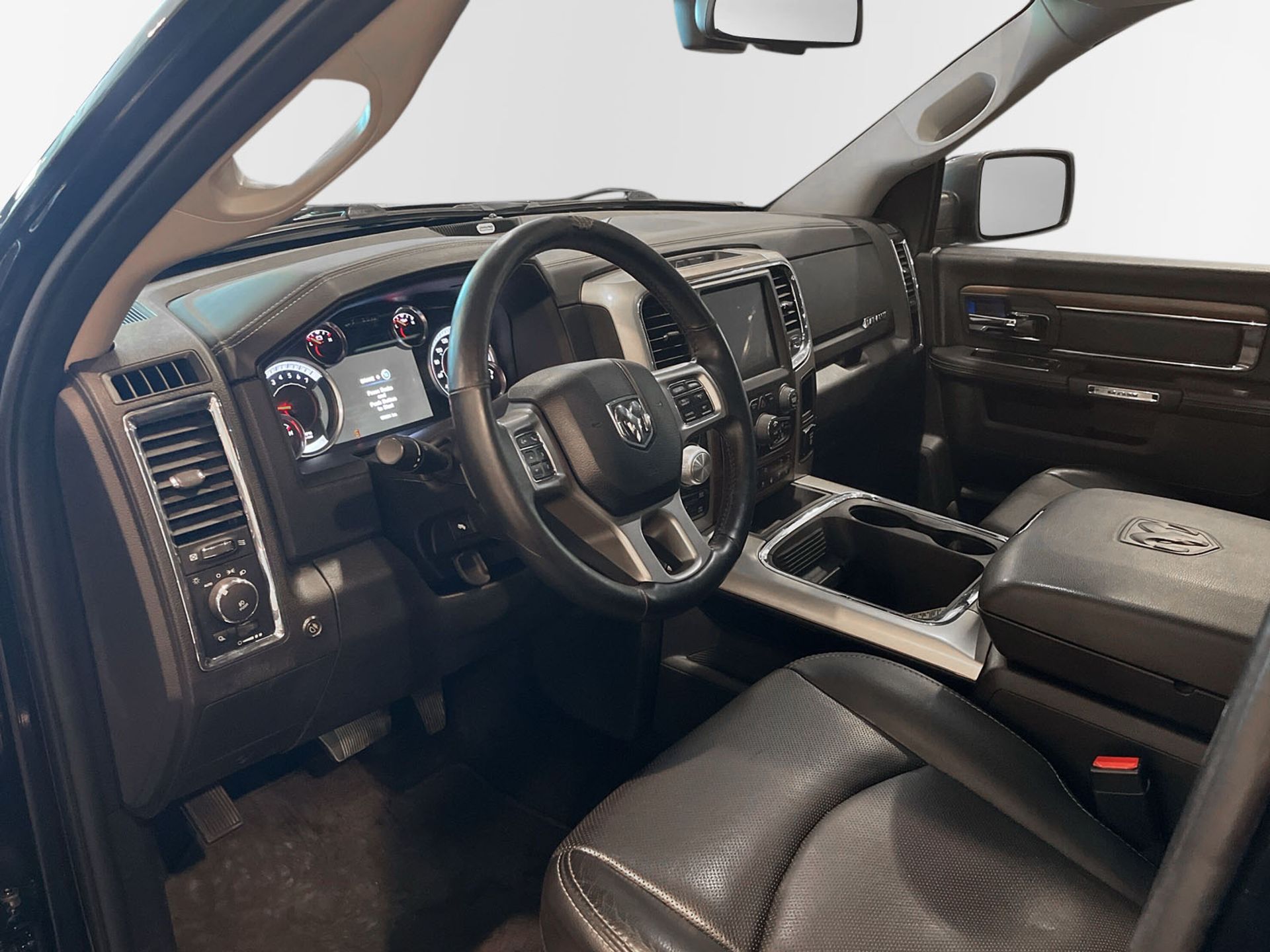 RAM 1500 5.7 V8 HEMI 4x4 TorqueFl+ 2017, bild 7/10