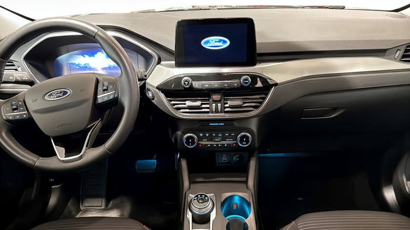 Bild 4 av Ford Kuga Plug-In Hybrid AUTOMAT 2023 - Privat leasing