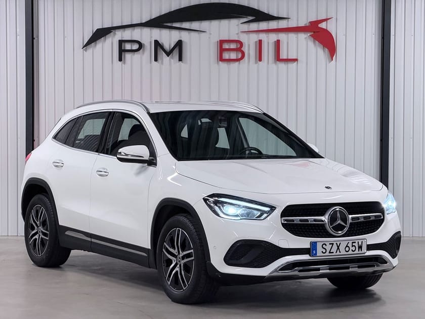 Bild 2 av Mercedes-Benz GLA 200 d En-Brukare Moms Drag Värmare Skinn Navi S&V-Hjul