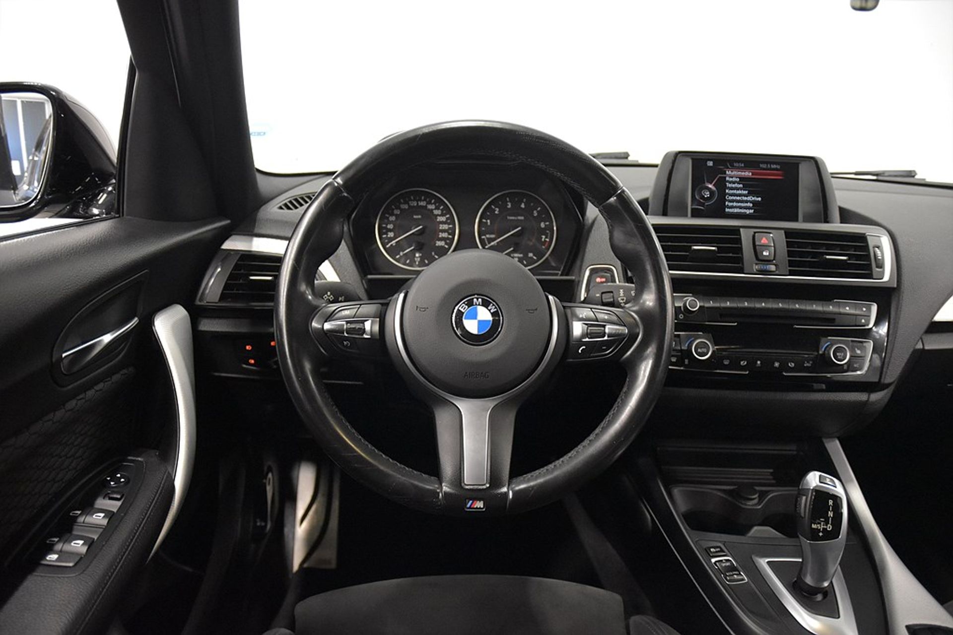 BMW 118 2017, kuva 2/10