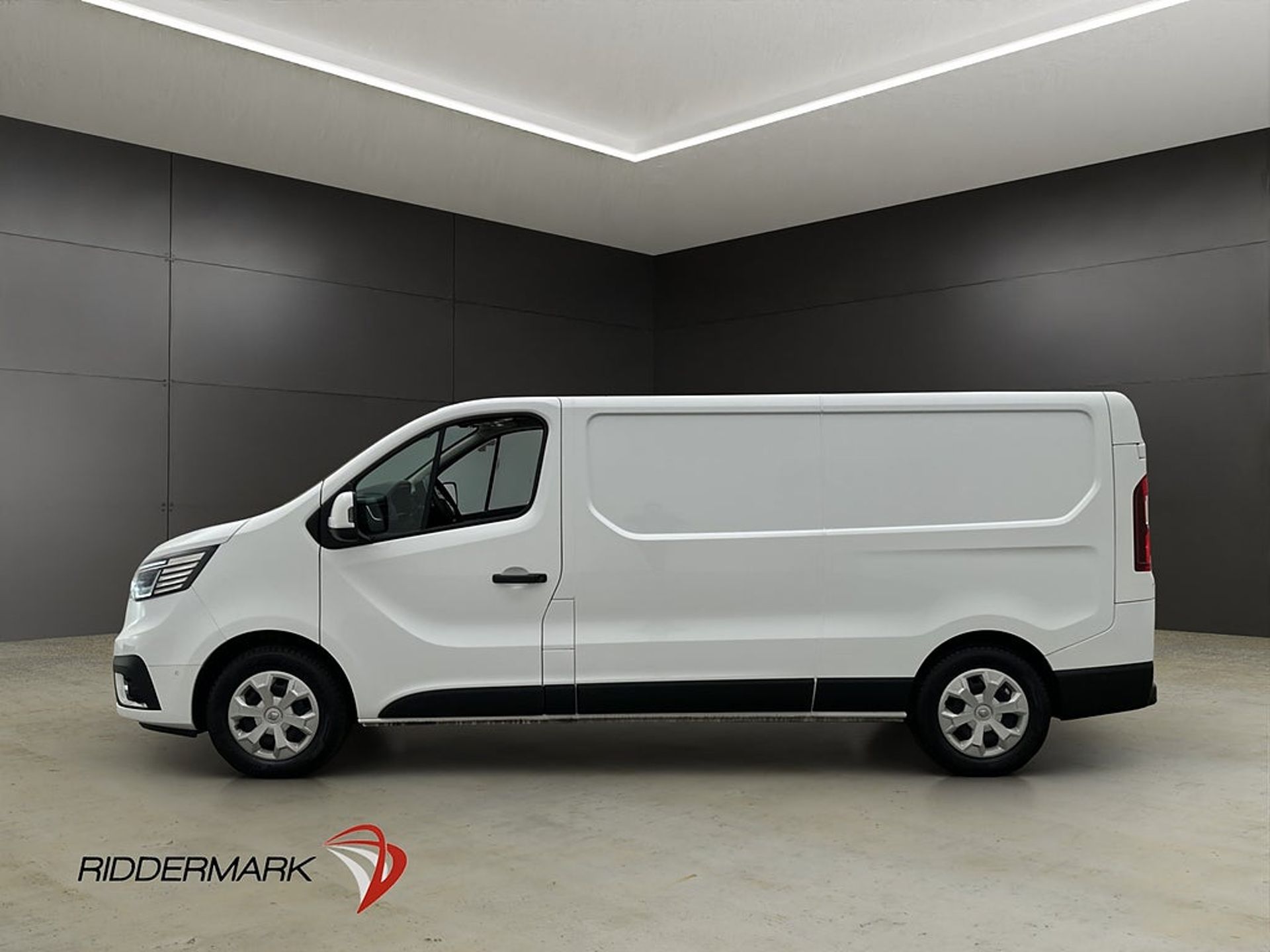 Renault Trafic L2 E-TECH Dragkrok 2024, kuva 6/10