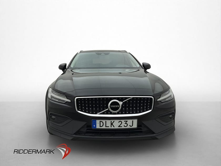 Bild 2 av Volvo V60 Cross Country D4 AWD Lounge Drag Värmare Kamera