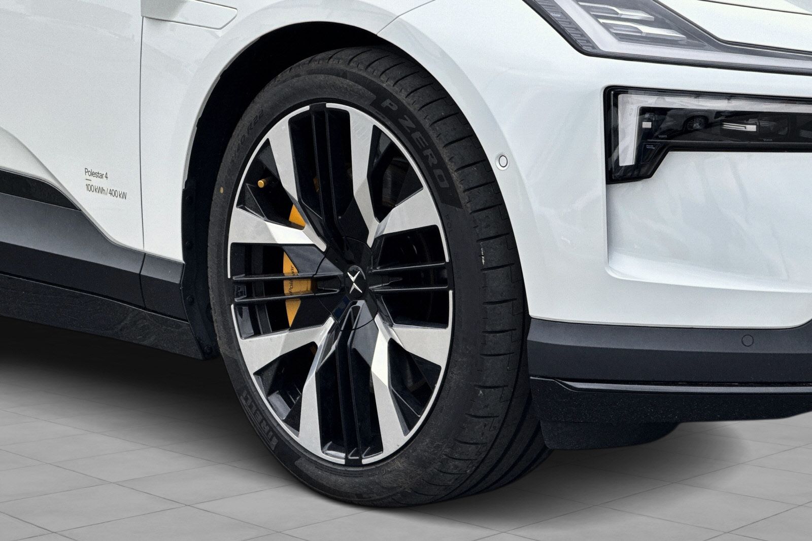 Polestar 4 Long Range Dual motor bilde 5