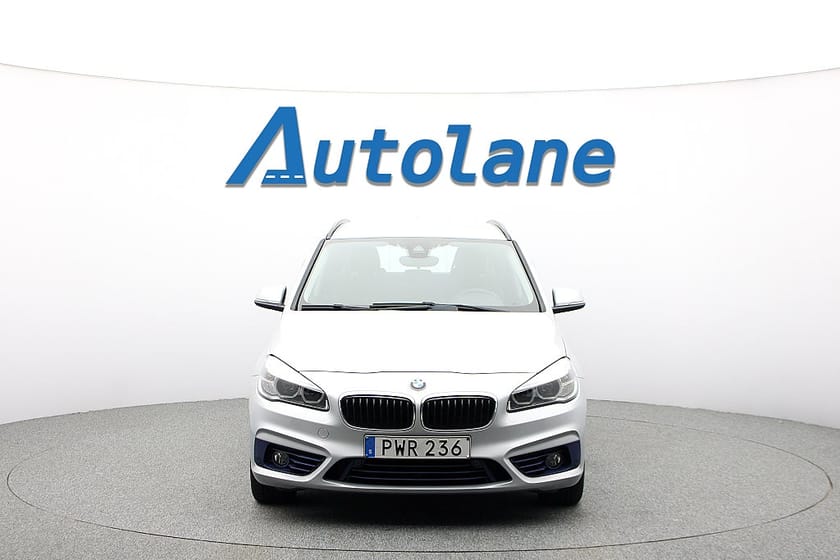 Bild 3 av BMW 218d Active Tourer SportLine, GPS, Automat, Rattvärme 150hk