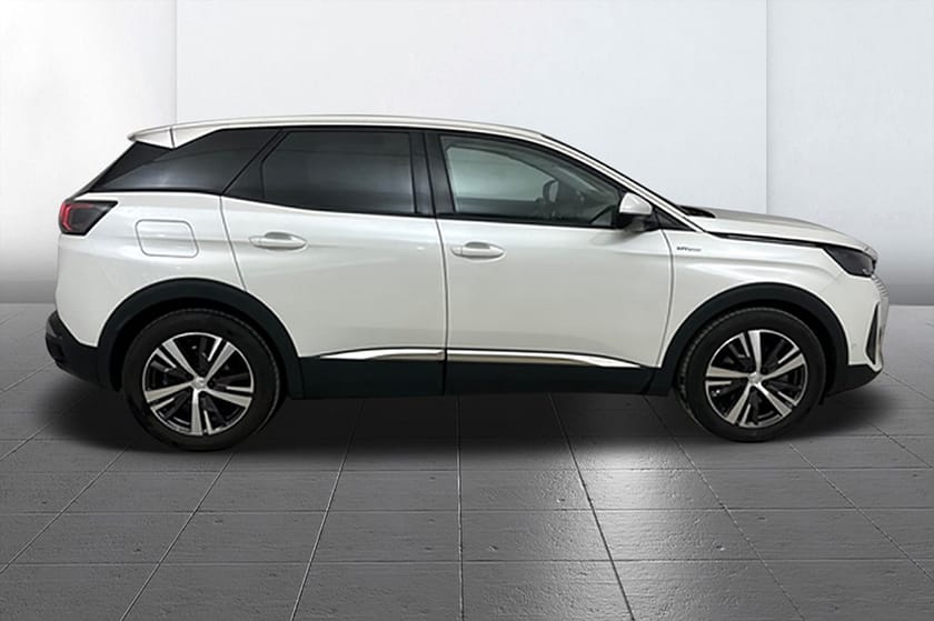 Bild 4 av Peugeot 3008 HYBRID 225 Drag Navi Kamera Cockpit En Brukare MOMS 224hk