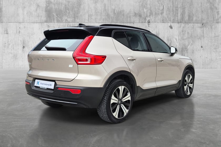 Bilde 4 av Volvo XC40 Recharge Twin AWD Plus Krok/ACC/Navi/Ryggekamera/Carplay ++