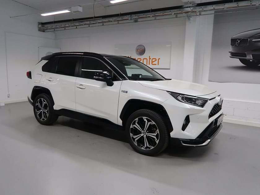 Bild 3 av Toyota RAV4 Laddhybrid Plug-in Hybrid Style Premium V-Däck ingår 360°-HUD-Drag