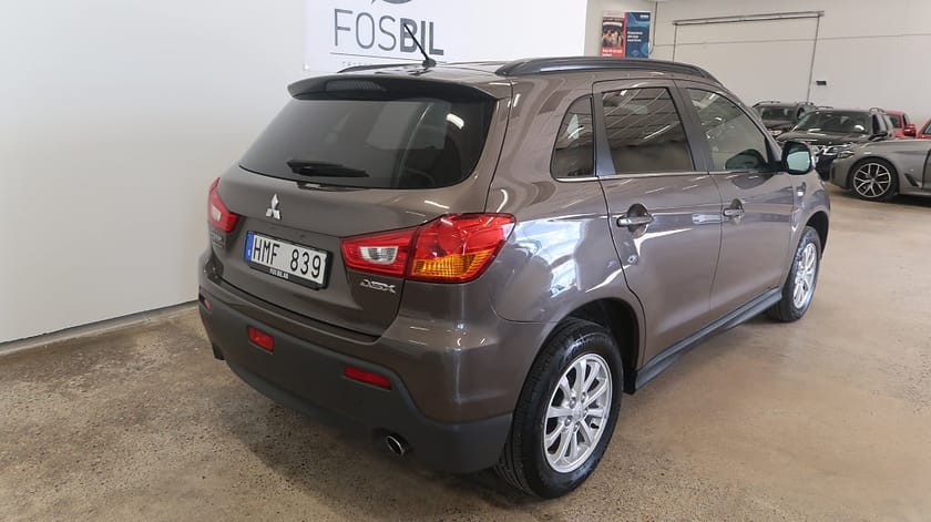 Bild 3 av Mitsubishi ASX 1.6 MIVEC  Sommar och Vinterhjul