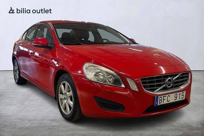 Bild 4 av Volvo S60 T3 Momentum Nordic Edt 150hk / Kamrem Bytt /City Safety