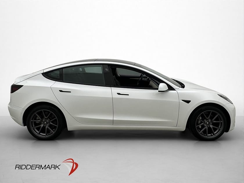Bild 5 av Tesla Model 3 Long Range AWD En-Brukare Pakeringsklimat