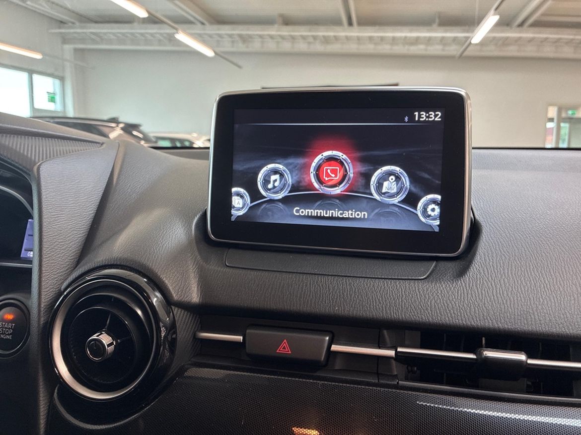 Mazda Mazda 2 — bild 17