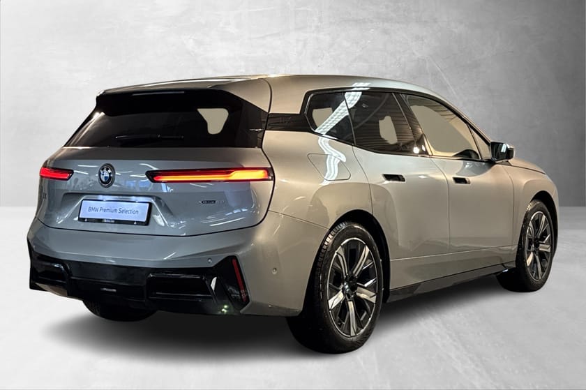 Bilde 3 av BMW iX xDrive60
