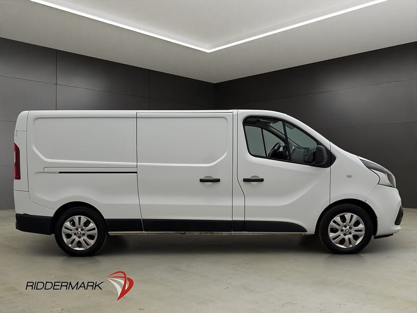 Bild 2 av Renault Trafic Skåpbil L2 Värmare Drag PDC 3-Sit 2xDörrar 1-Brukare