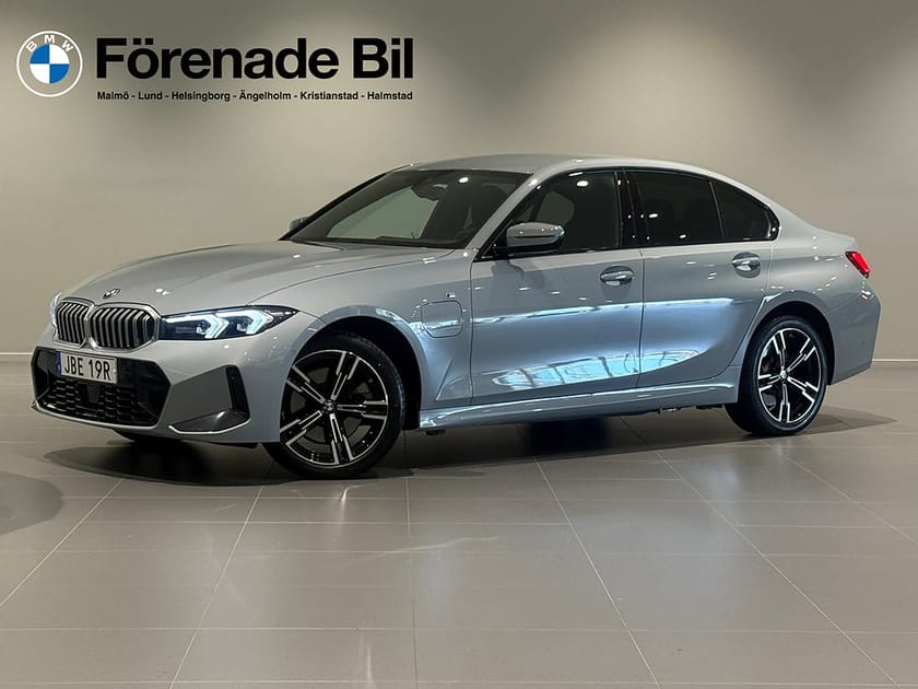 Bild 1 av BMW 330e xDrive Sedan M Sport Drag Adaptiv Farth. Rattv 18" Tonat