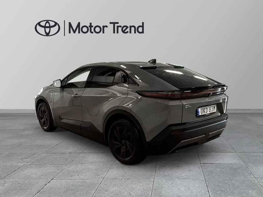 Bild 2 av Toyota C-HR+