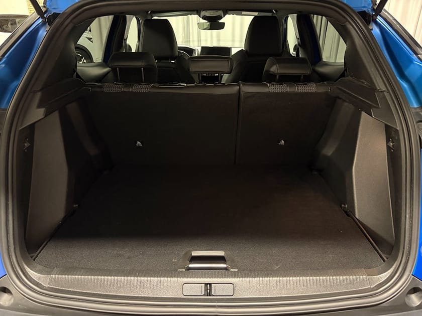 Bild 5 av Peugeot 2008 GT PureTech 130 AUT Inkl. Vinterhjul
