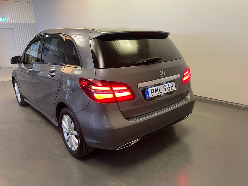 Bild 4 av Mercedes-Benz B 180 B180 122hk Aut Urban/Bakkamera/