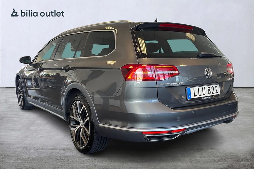 Bild 4 av Volkswagen Passat Alltrack 2.0 TDI 4M GTS 240hk Drag Pano 360°kam Värmare
