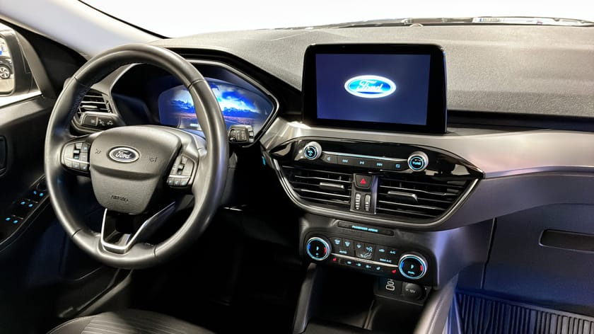 Bild 4 av Ford Kuga Plug-In Hybrid Titanium PHEV 225hk Automat
