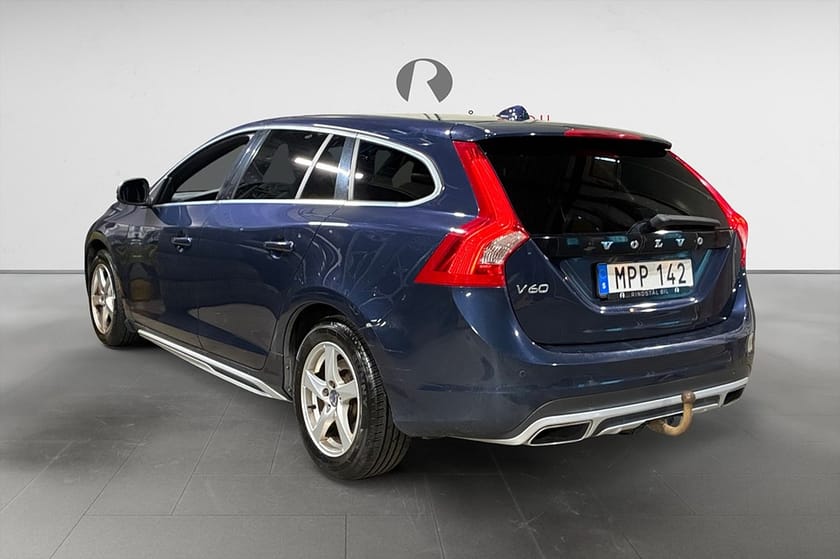 Bild 5 av Volvo V60 D3 136 HK MOMENTUM DRAG NAVI D-VÄRM KAMREM BYTT 16"