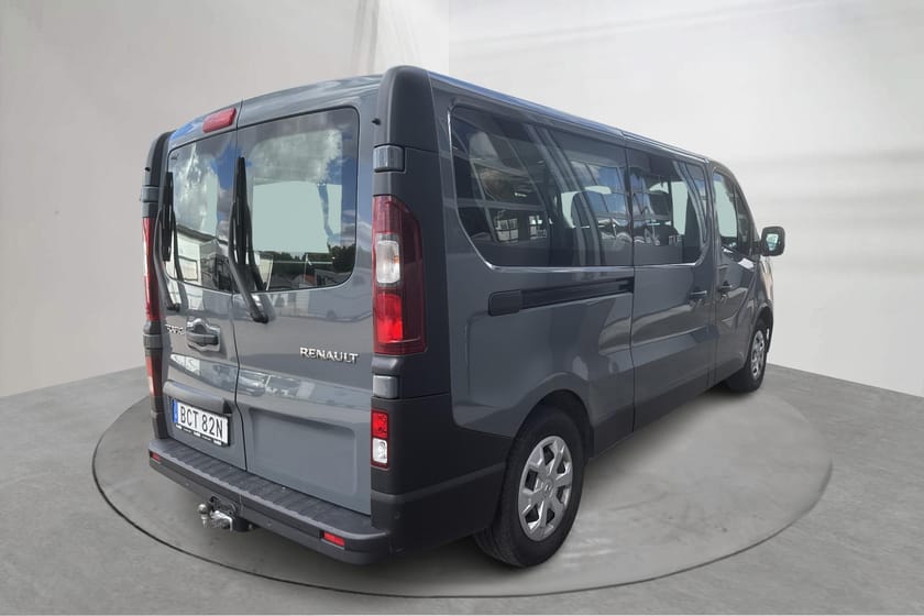 Bild 3 av Renault Trafic Passenger L2 2.0 dCi (150hk) 9-sits