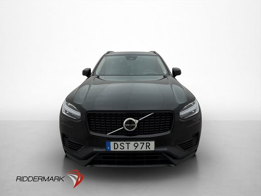 Bild 2 av Volvo XC90 7-seater T8 AWD Ultimate Dark 7-Sits MOMS Pano B&W Luft