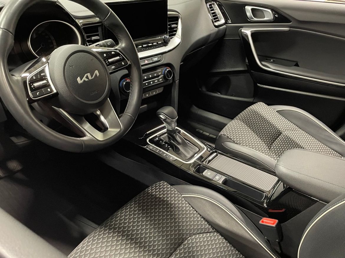 Kia Ceed 2022 - miniatyr 11