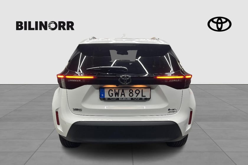 Bild 3 av Toyota Yaris Cross Hybrid 115 AWD-i