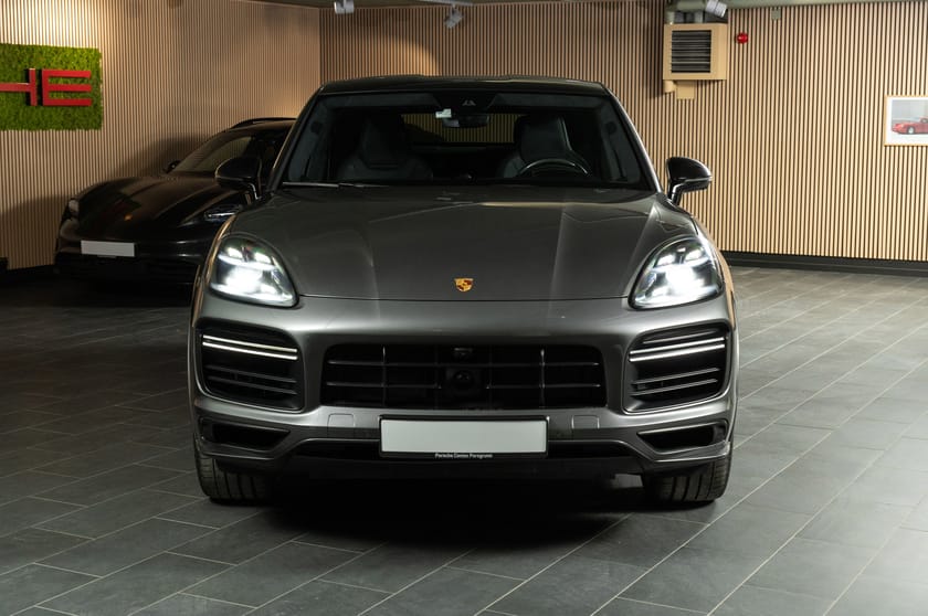 Bilde 2 av Porsche Cayenne Turbo S E-Hybrid Coupé HUD/Burmester/Sportseks/Krok/PAW
