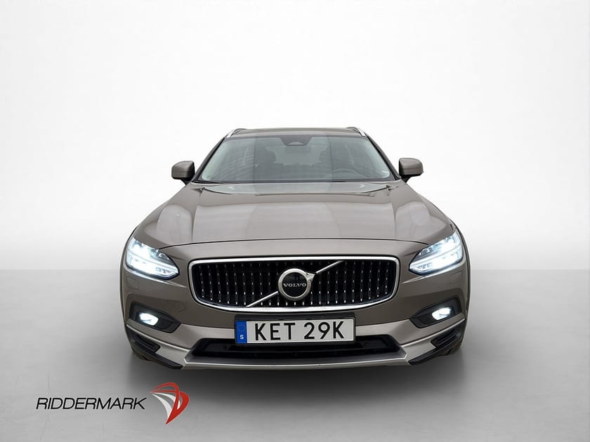 Bild 2 av Volvo V90 Cross Country B4 AWD Advanced Värm VOC Kamera Navi