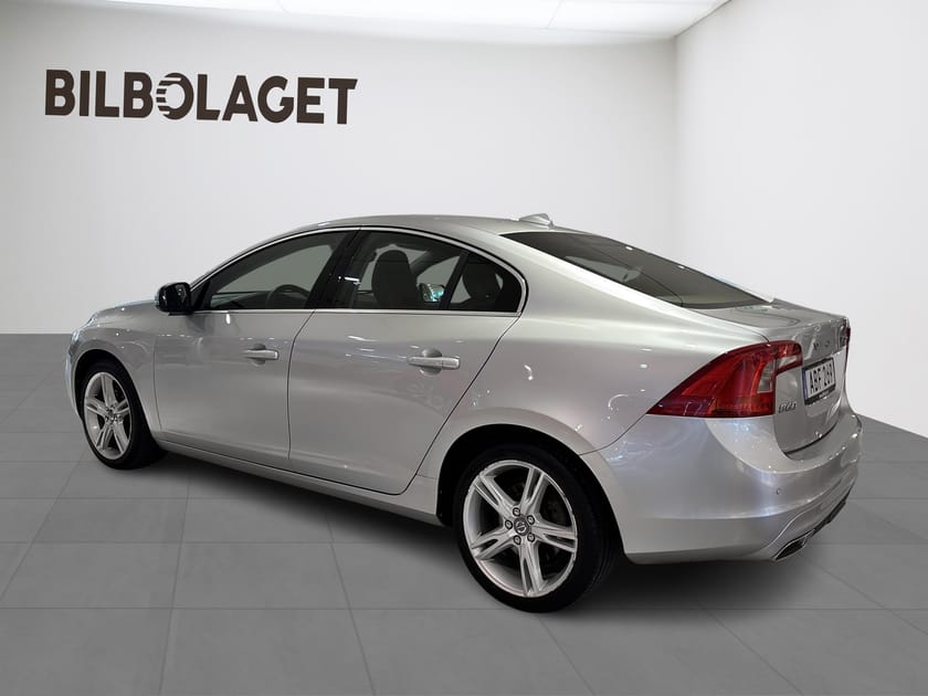 Bild 3 av Volvo S60 D4 AWD Classic Momentum (NAV/DRAG)