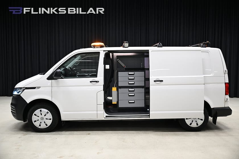 Bild 1 av Volkswagen Transporter DSG 4Motion 150HK L2|Servicebil|V-Inredd|MktUtrustning!