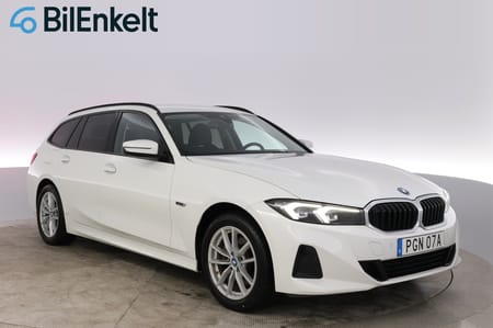 BMW 330e xDrive Touring Widescreen Cockpit HiFi