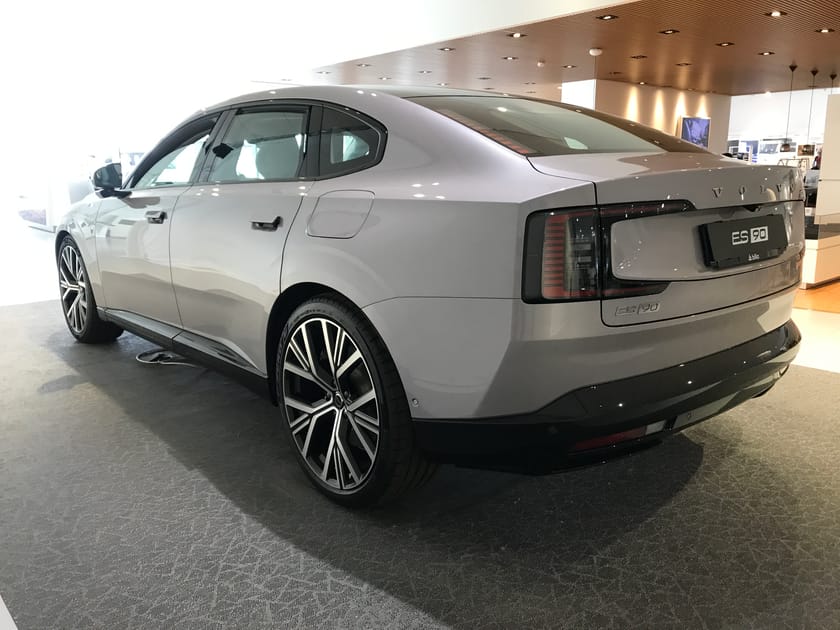 Bild 3 av Volvo ES90 Single Motor Extended Range Ultra