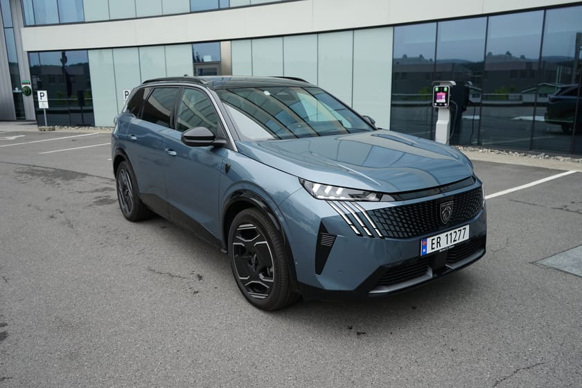 Bilde 4 av Peugeot E-5008 Dual Motor GT Executive 4x4 / "fullutstyrt"