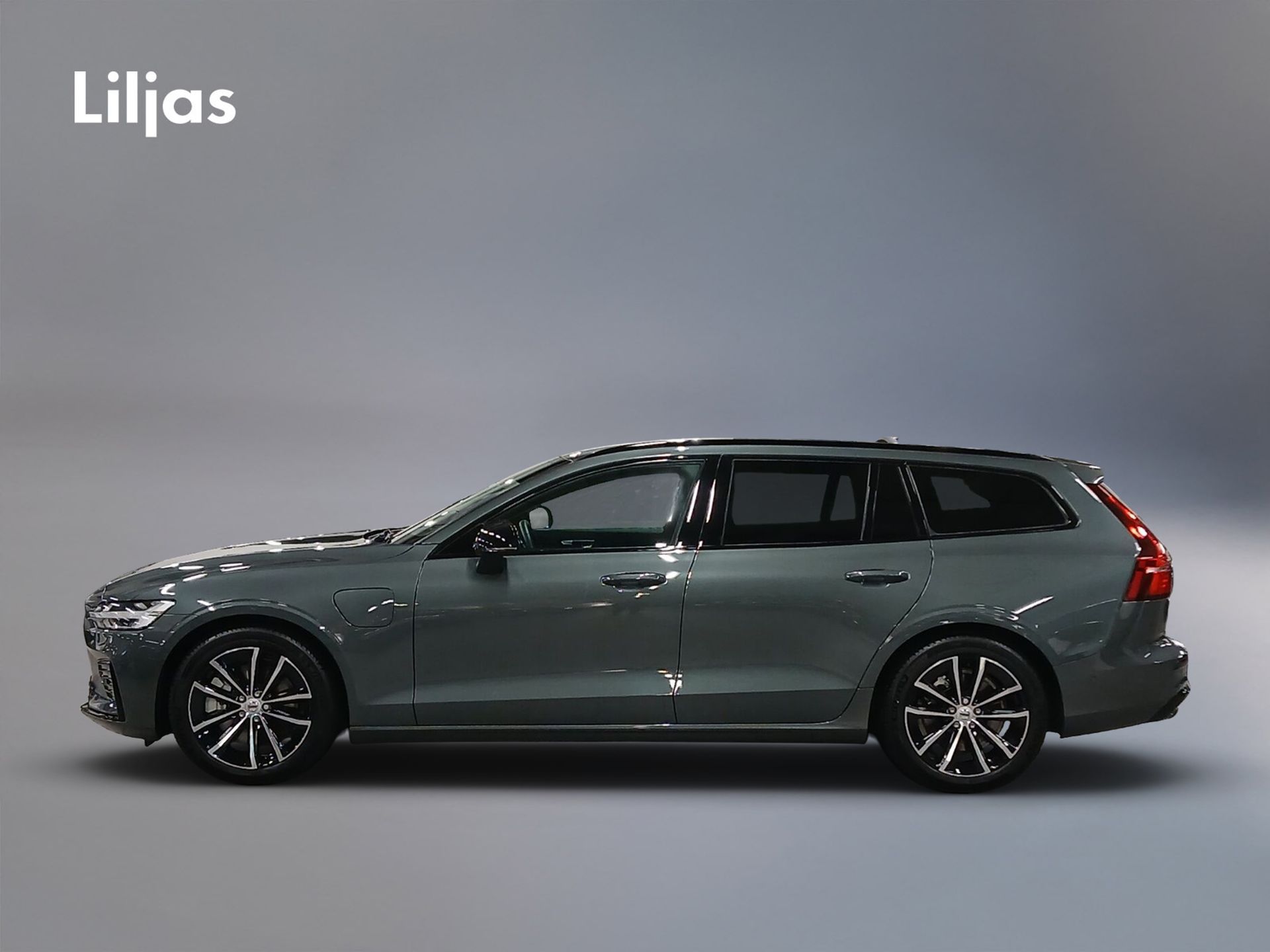 Volvo V60 T6 Plus Dark Nordic Edition 2026, bild 2/10
