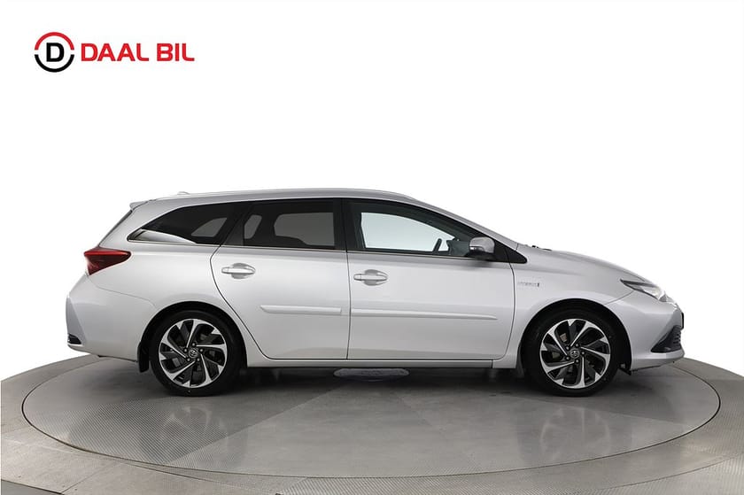 Bild 5 av Toyota Auris Touring Sports Hybrid e-CVT 136HK ACTIVE PLUS B-KAMERA