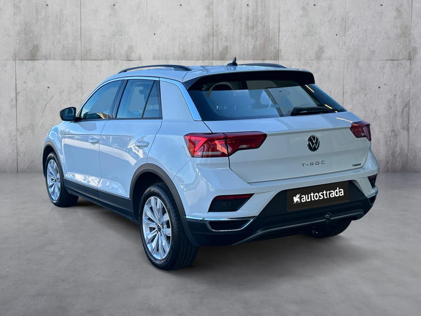Bilde 3 av Volkswagen T-Roc 150hk DSG 4x4 Design ACC Webasto R.kam Krok,EU 4\27