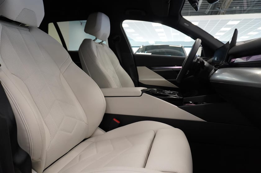 Bild 5 av BMW 530e xDrive Touring M-Sport Business Edt Bowers Wilkins DAP 20