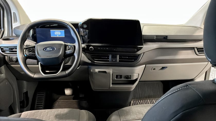 Bild 4 av Ford Tourneo Custom 340 Plug-in Hybrid V710 25.25 TITANIUM 340L PHEV A FWD