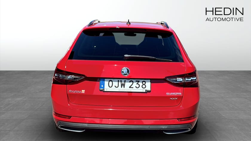 Bild 5 av Škoda Superb Kombi 2.0 TDI 4x4 SCR DSG Sekventiell Sport, Sportline