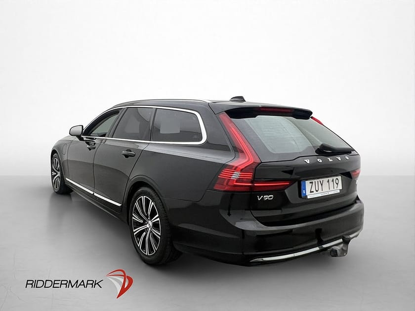 Bild 5 av Volvo V90 T6 AWD Momentum Adv H/K Dragkrok VoC B-Kamera