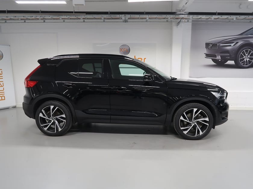 Bild 5 av Volvo XC40 Recharge T4 R-Design V-Däck ingår Kamera-Navi-BLIS-Värm